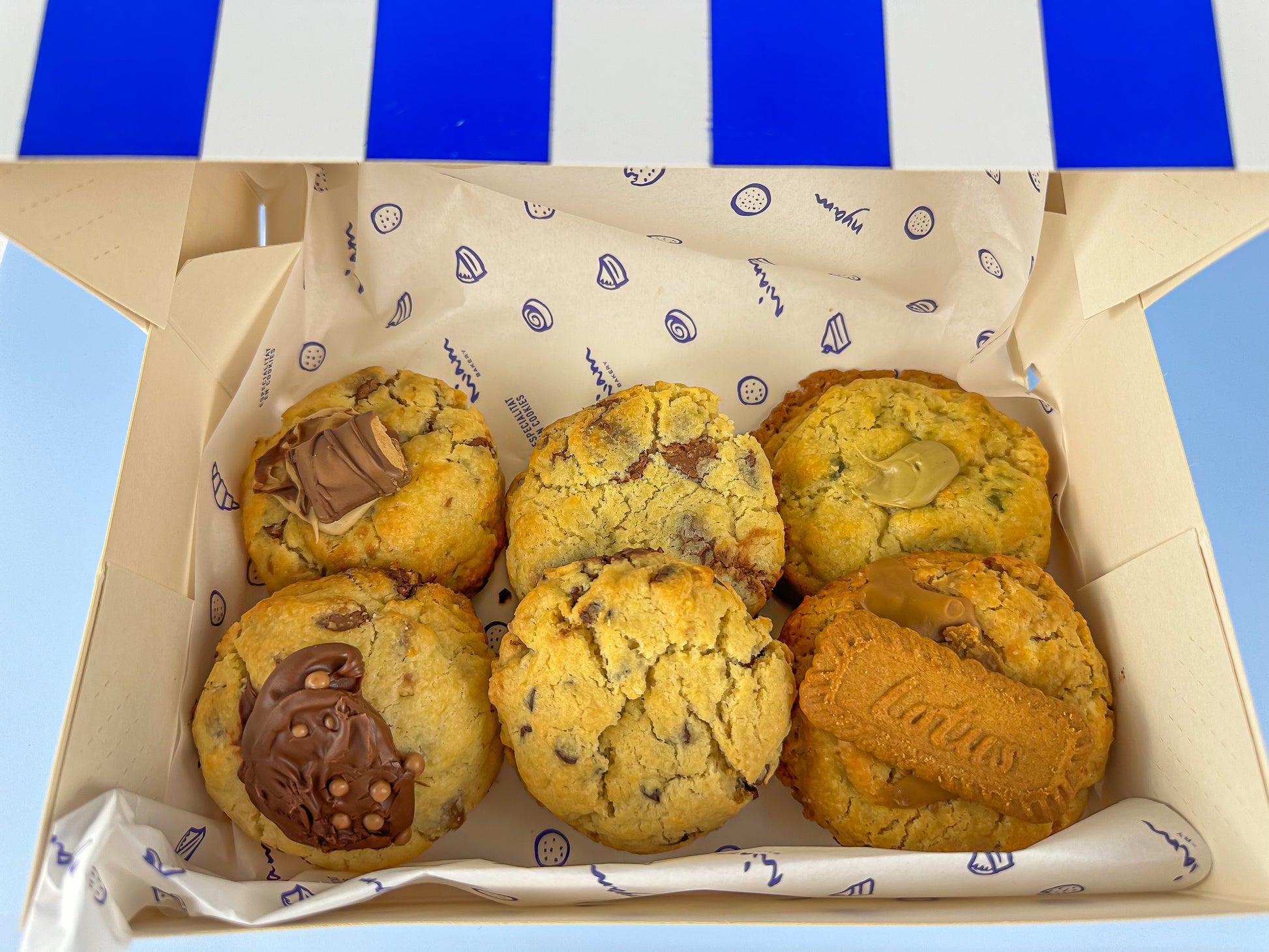 Caja variada de cookies, para compartir o para darte un capricho