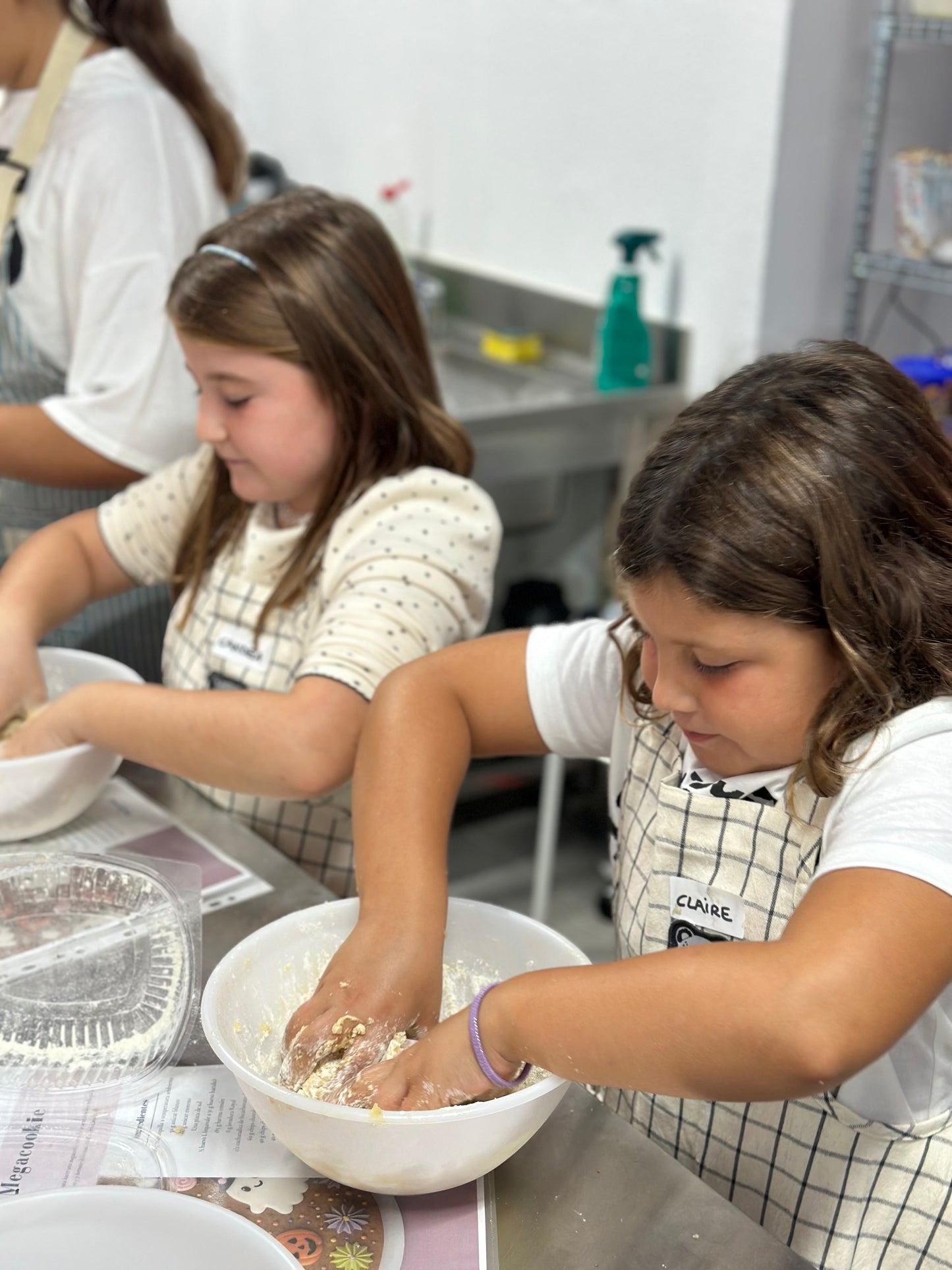 13/06 Taller Familiar de Cookies y rebosteria americana (adult + nen/a)